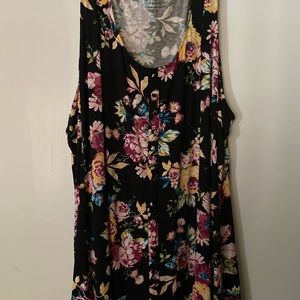 NWOT torrid floral tank sz 5